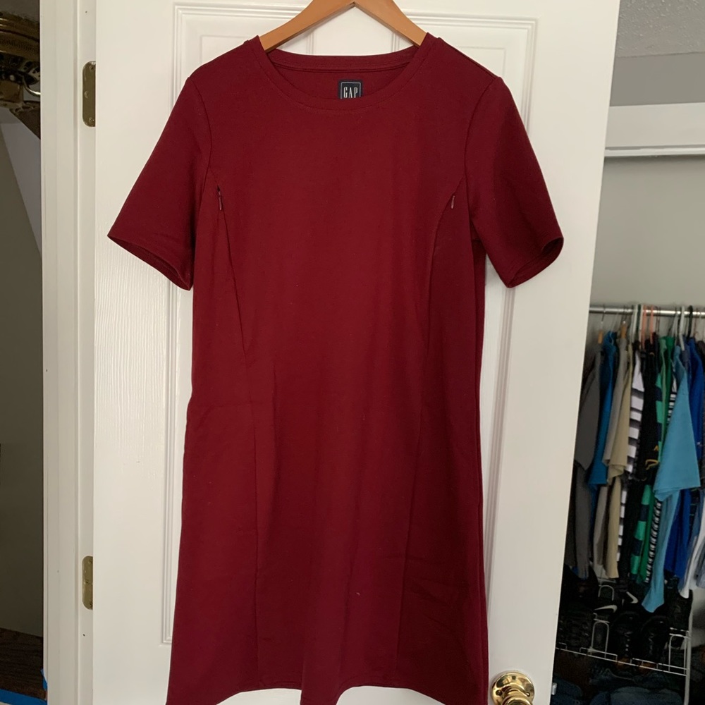 GAP maternity dress